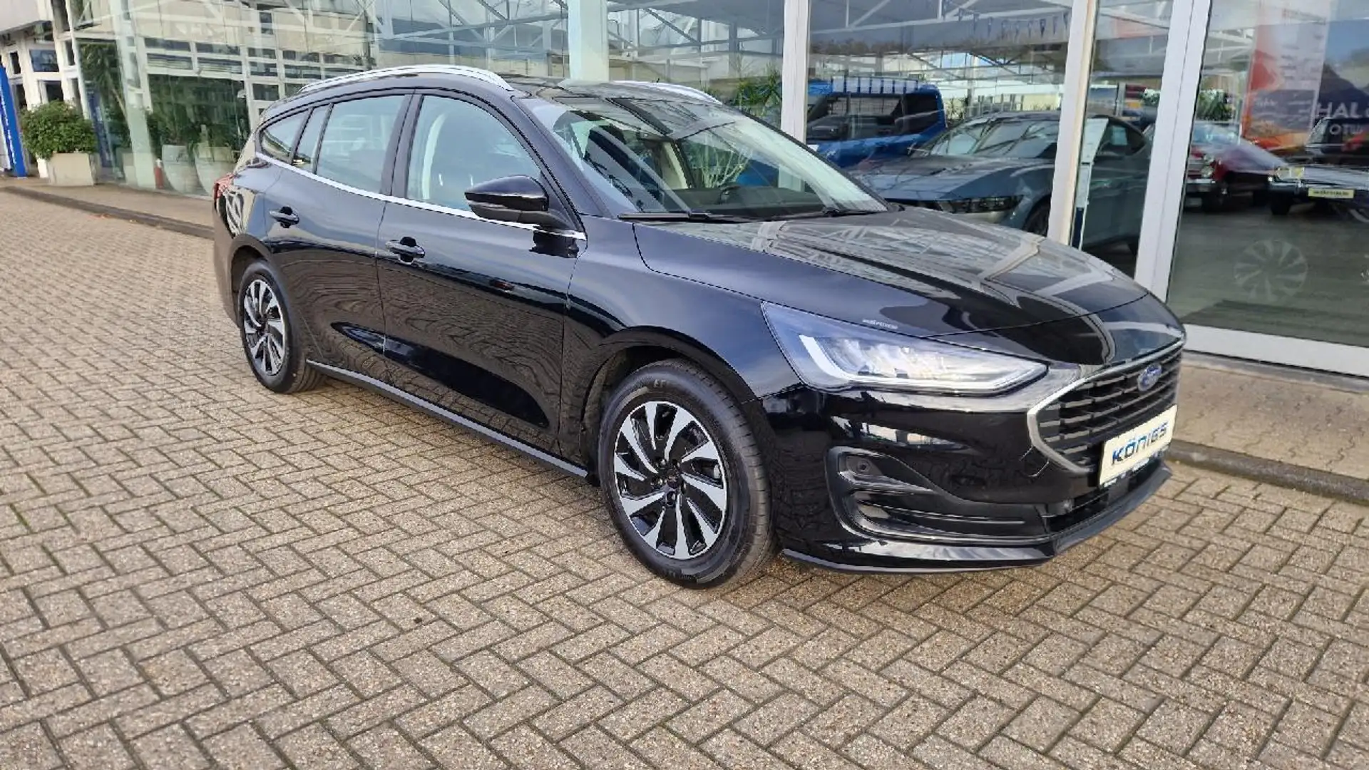 Ford Focus Titanium Zwart - 2