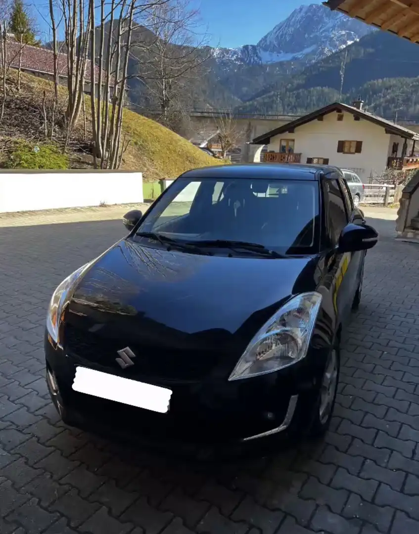 Suzuki Swift - 1
