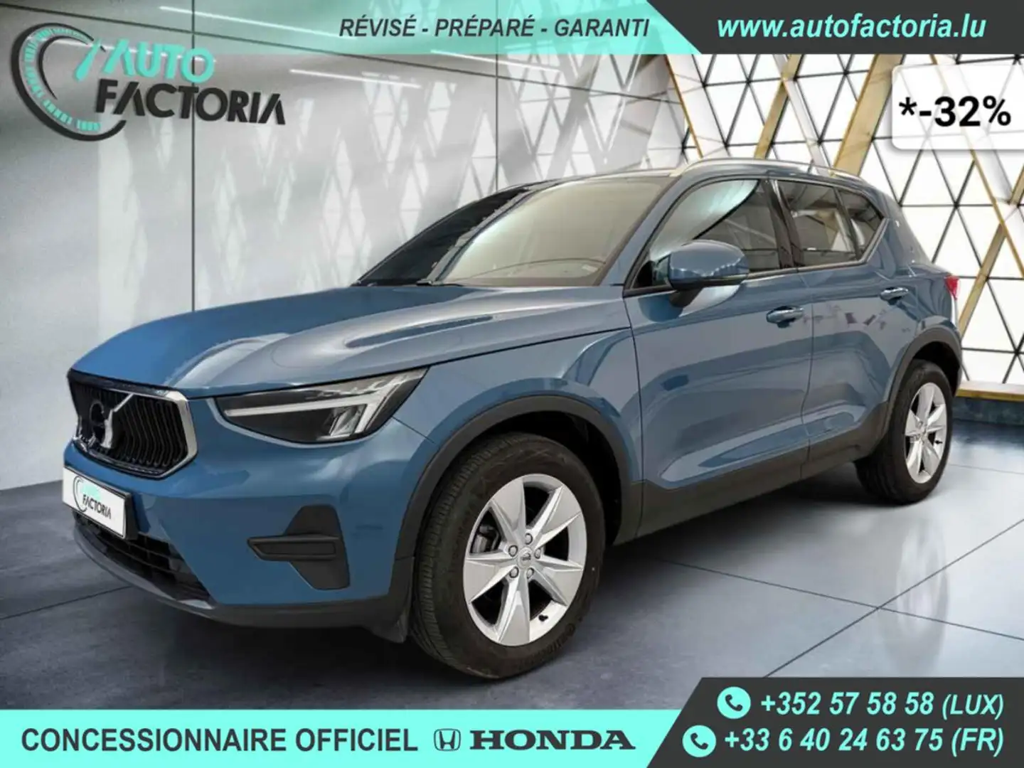 Volvo XC40 -32% T2 129cv BVA +GPS+CAM+LED+HAYON ELEC+Opts Bleu - 1