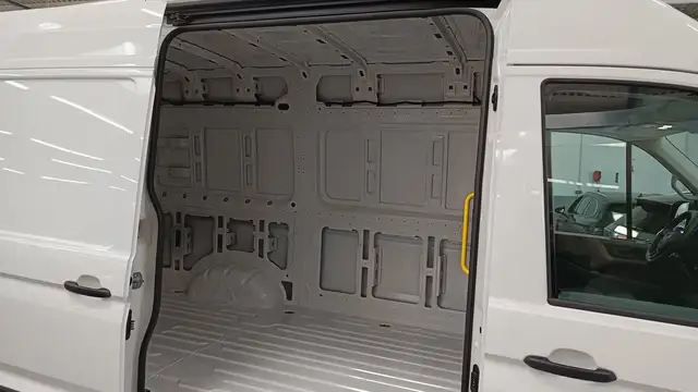 Volkswagen Crafter view 7