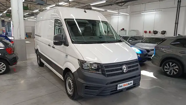 Volkswagen Crafter view 3