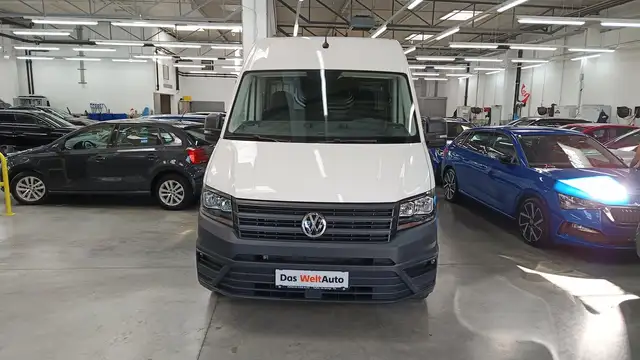 Volkswagen Crafter view 4