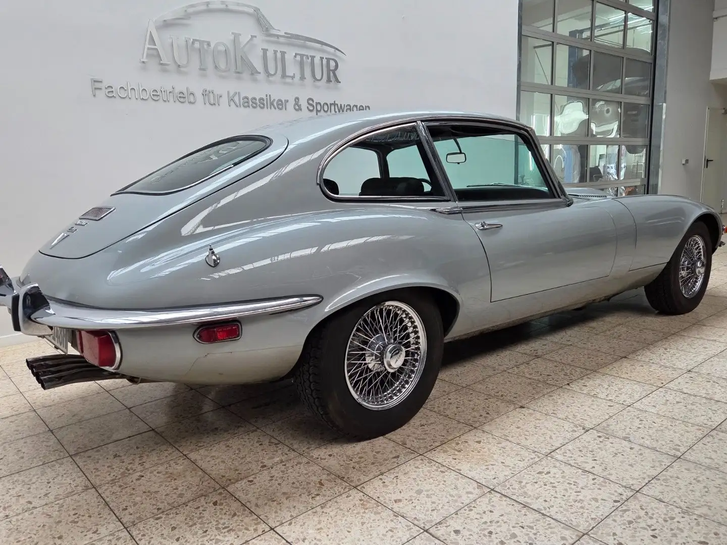 Jaguar E-Type 2+2 H-Zulassung Guter Zustand vieles NEU Argent - 2