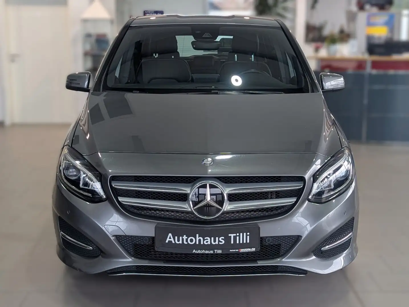 Mercedes-Benz B 200 B200d Aut /LED /PDC /SHZ /T-Leder/ Distronic Grau - 2