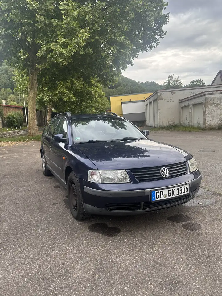 Volkswagen Passat Variant 1.6, foto 1