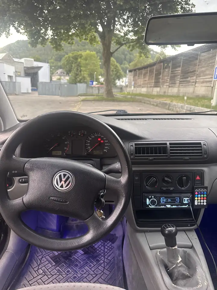 Volkswagen Passat Variant 1.6, foto 8