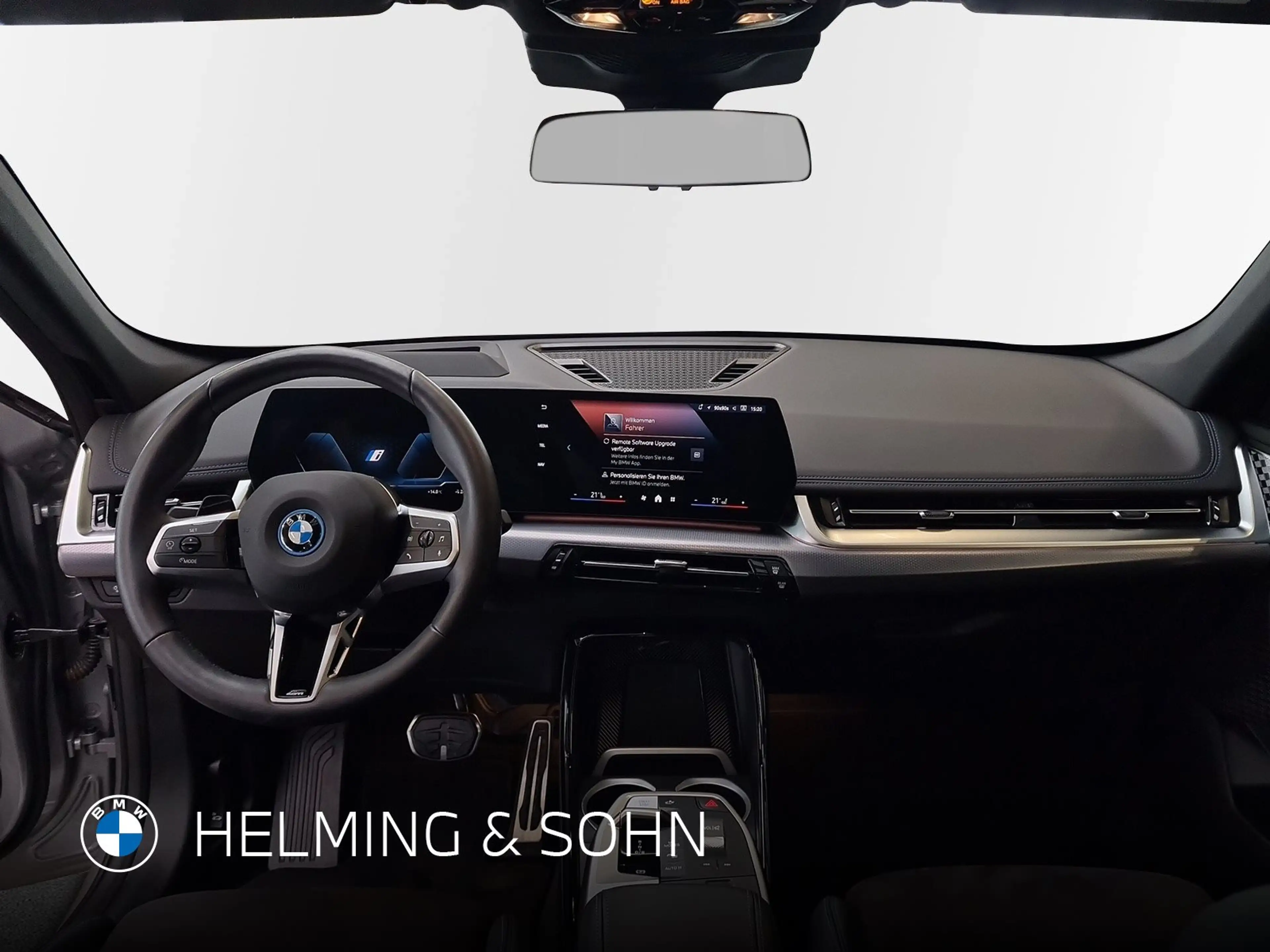 BMW iX1 xDrive30 M-Sport Pano Massage Head-Up HK HiFi uvm. — photo 8