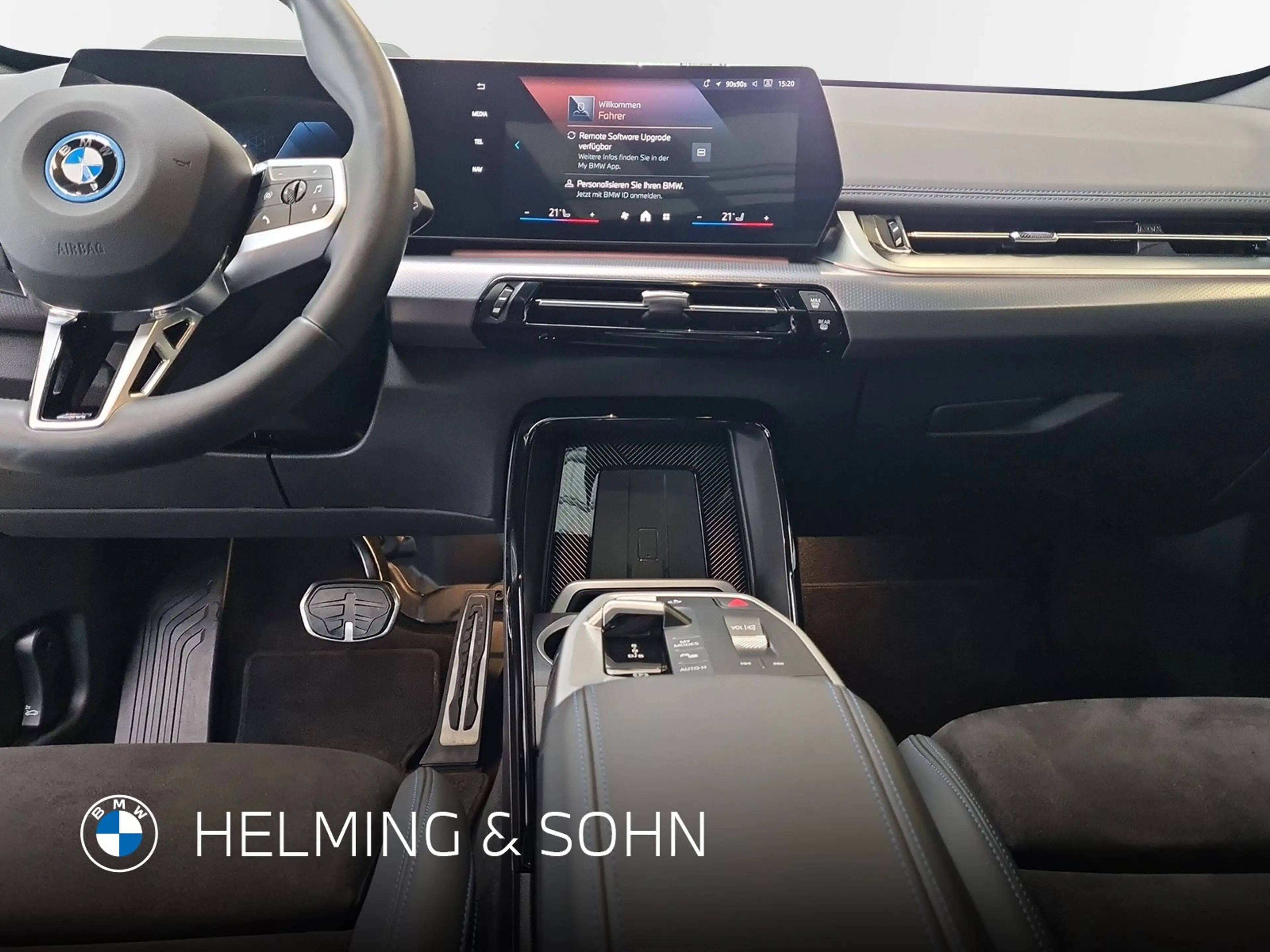 BMW iX1 xDrive30 M-Sport Pano Massage Head-Up HK HiFi uvm. — photo 10