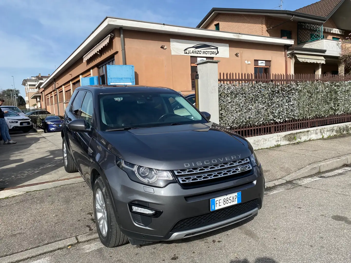 Land Rover Discovery Sport 2.0 TD4*HSE*LUXURY*PELLE* Gris - 1