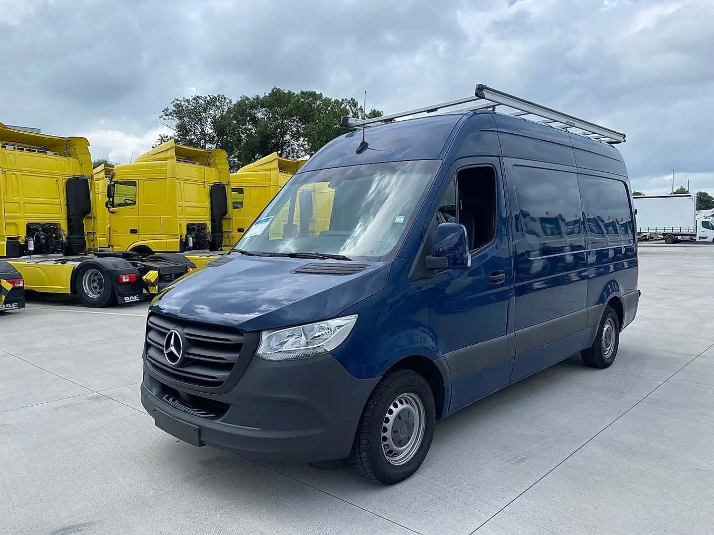 Mercedes-Benz Sprinter 314 CDI Bleu - 1