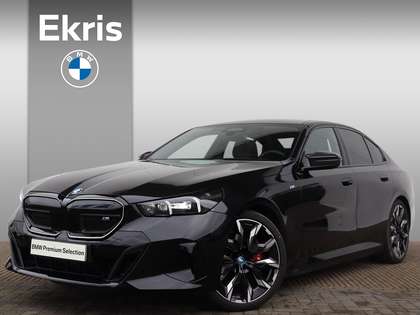 BMW i5 M60 xDrive 84 kWh Active Steering / Bowers And Wil