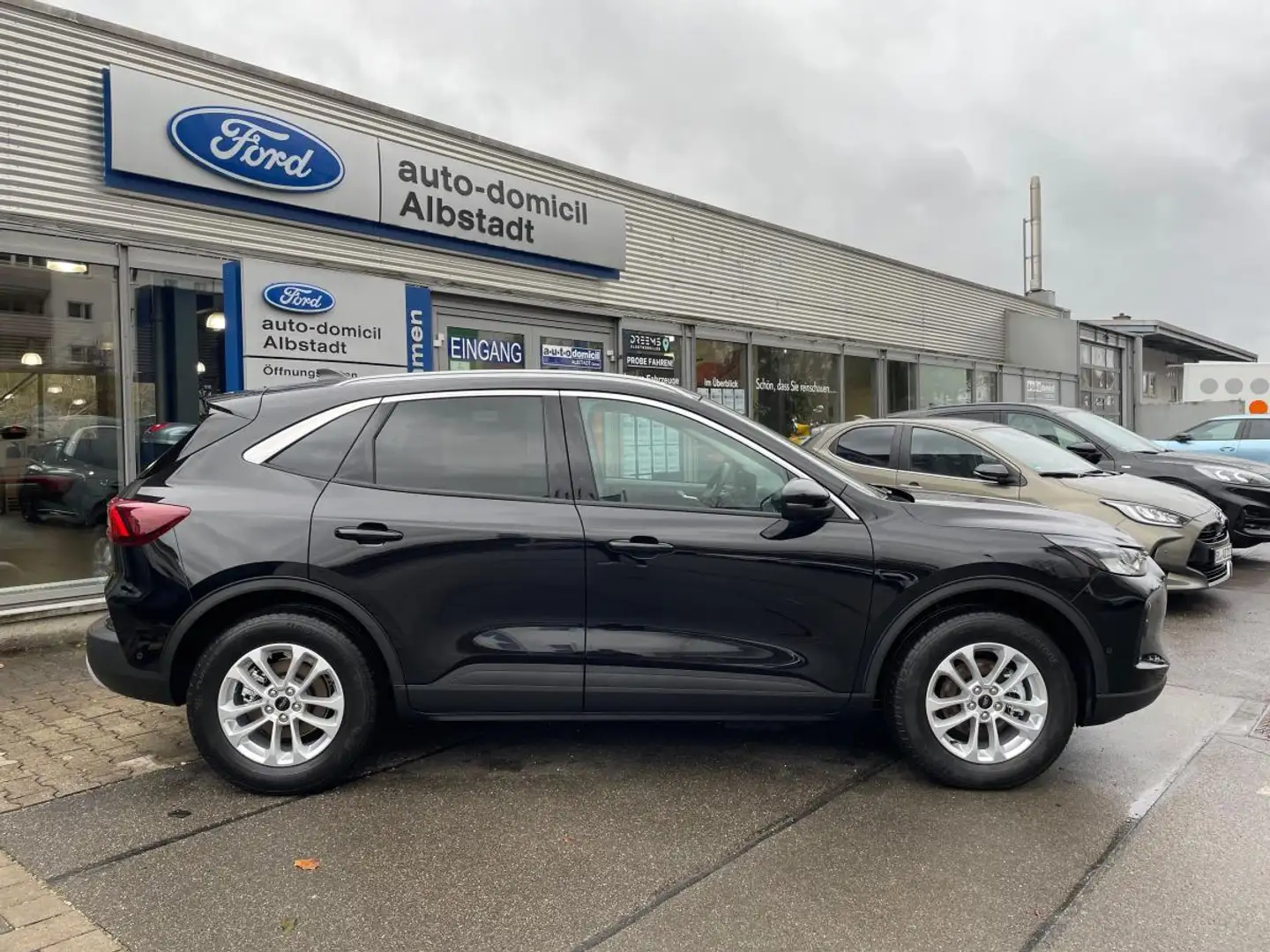 Ford Kuga Titanium PHEV 243PS / 360°/ IACC /LED / Lagerfahrz Schwarz - 2