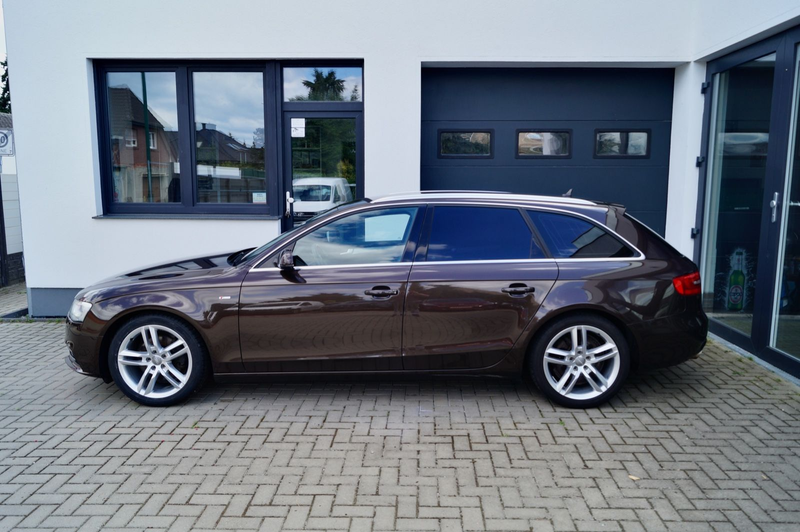Audi A4 Avant S line Sportpaket plus-STANDHZG-2.HAND- — photo 5