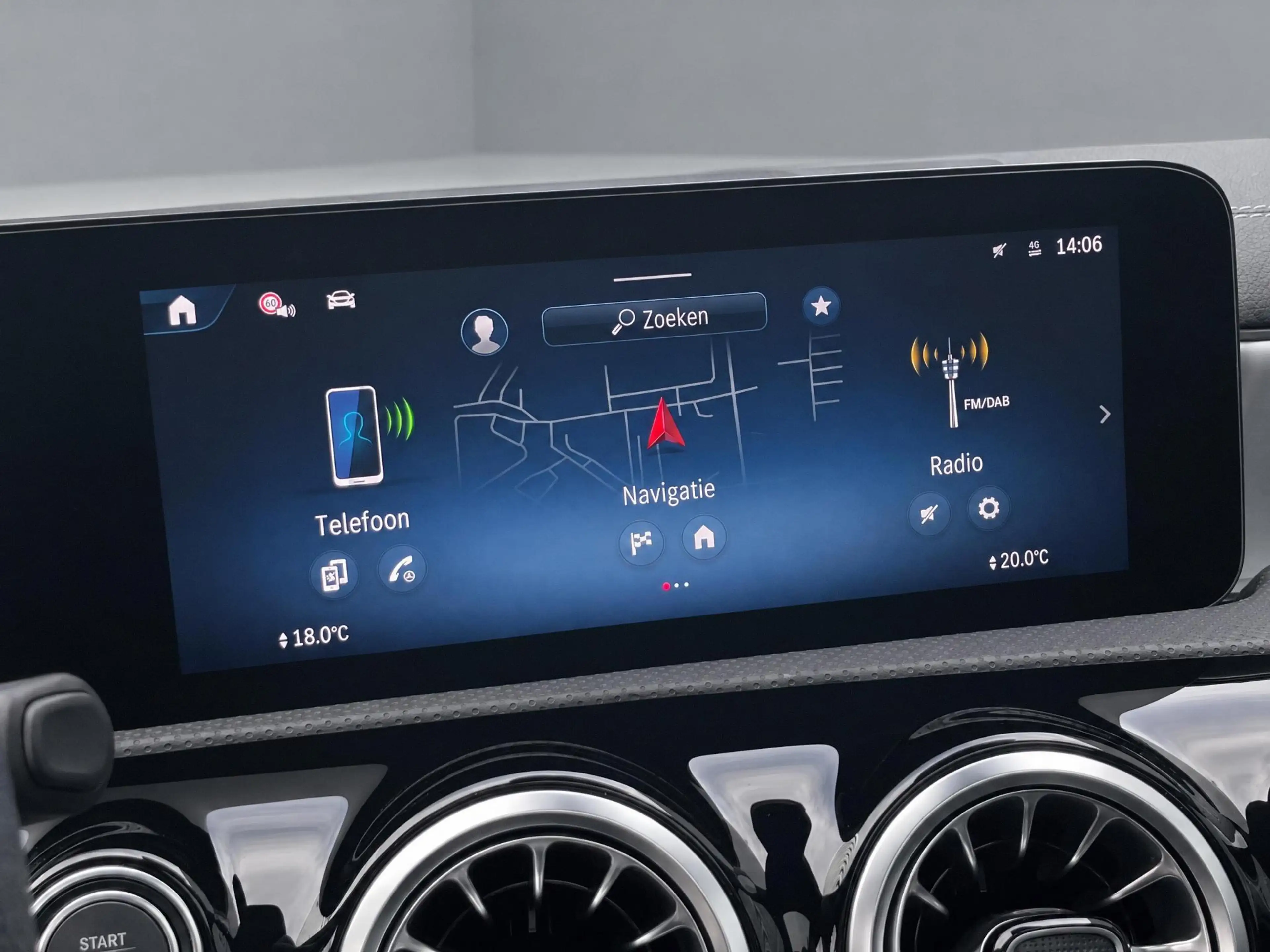 Mercedes-Benz CLA 180 Business Solution AMG — photo 14