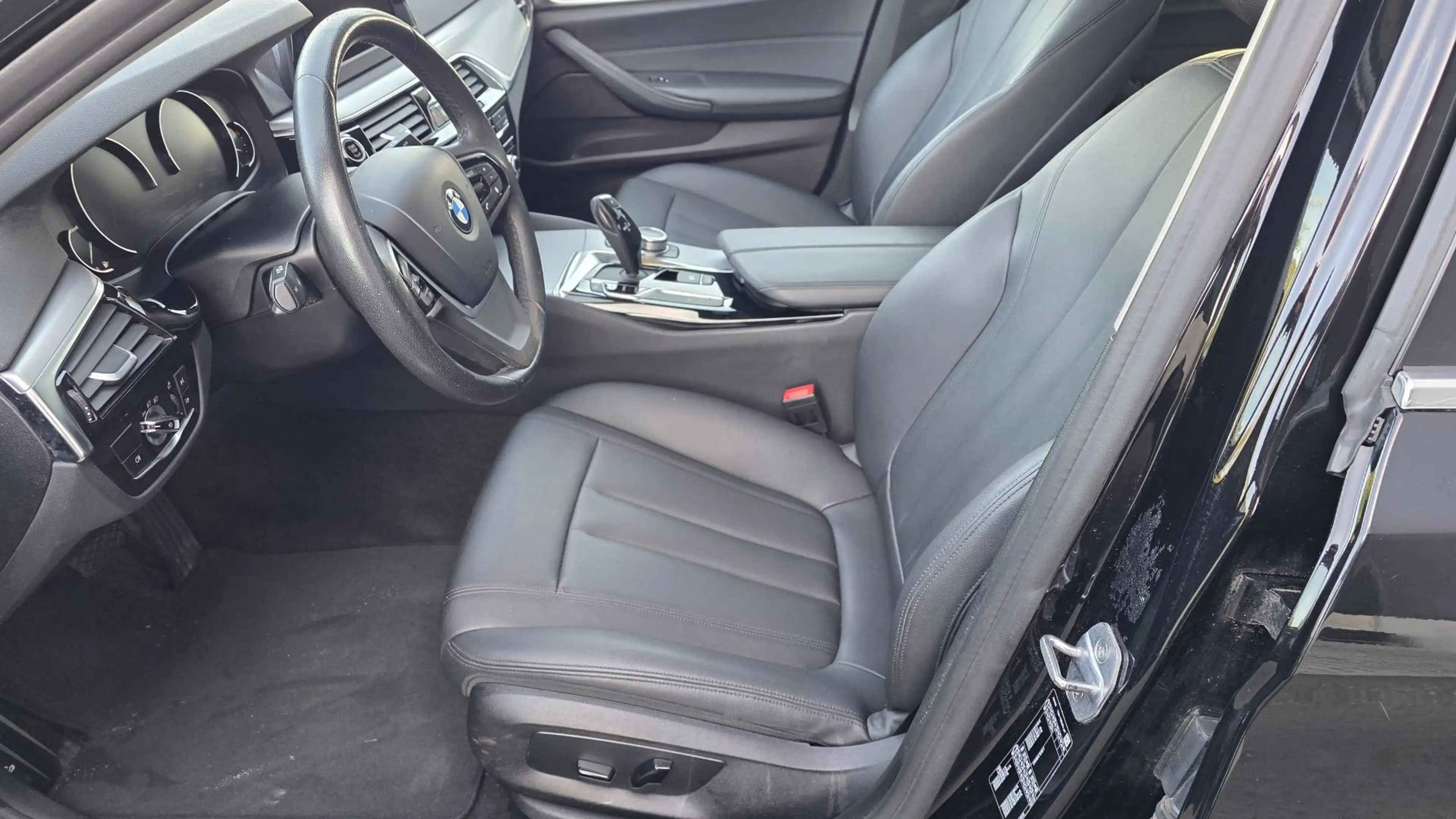 BMW 518 518 dA AdBlue — photo 12