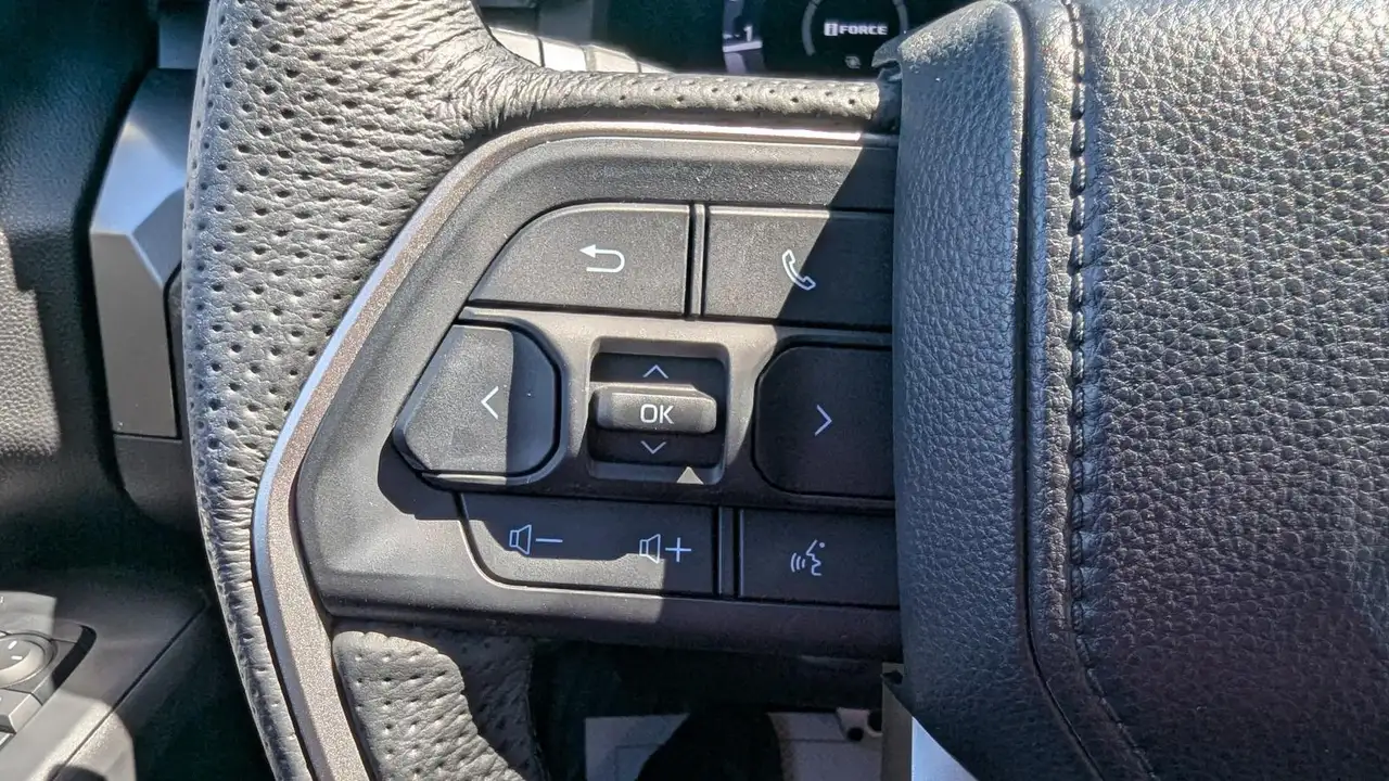 Toyota Tacoma снимка Toyota Tacoma