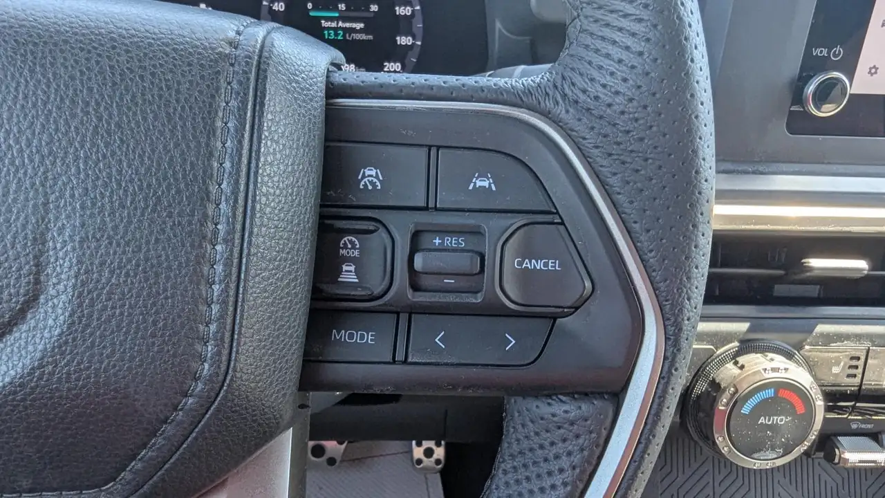 Toyota Tacoma снимка Toyota Tacoma