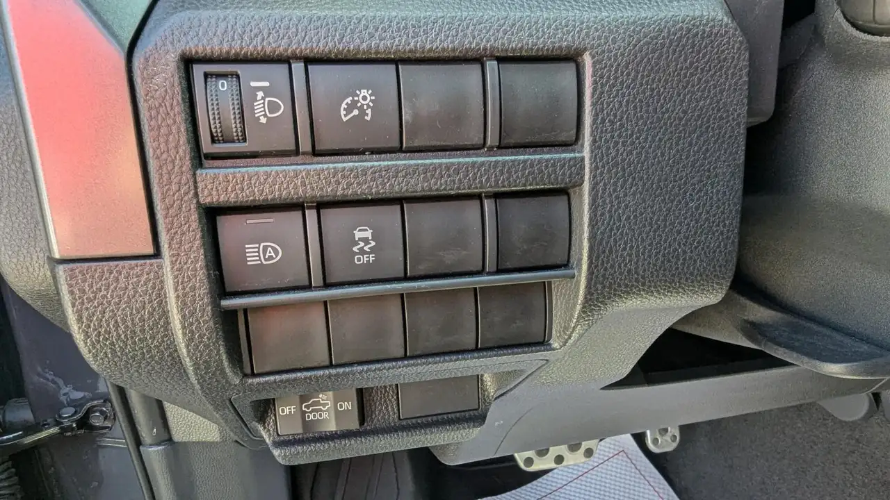 Toyota Tacoma снимка Toyota Tacoma
