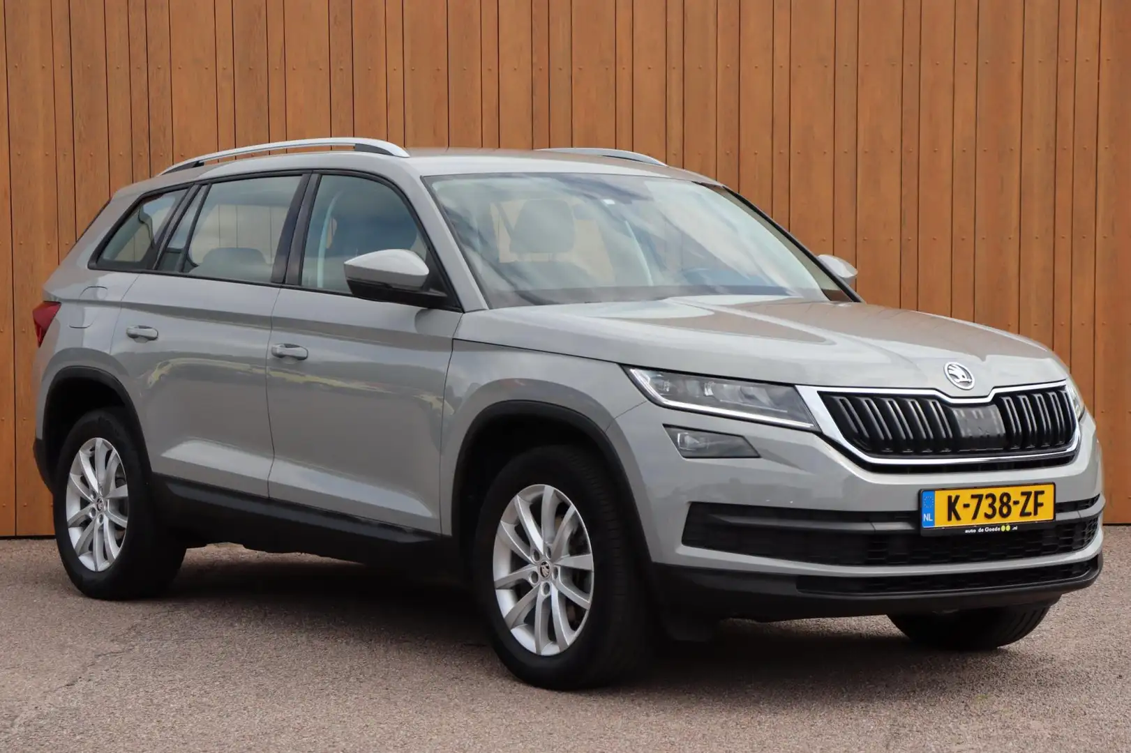 Skoda Kodiaq 1.5 TSI Business Edition org.NL camera Grau - 2