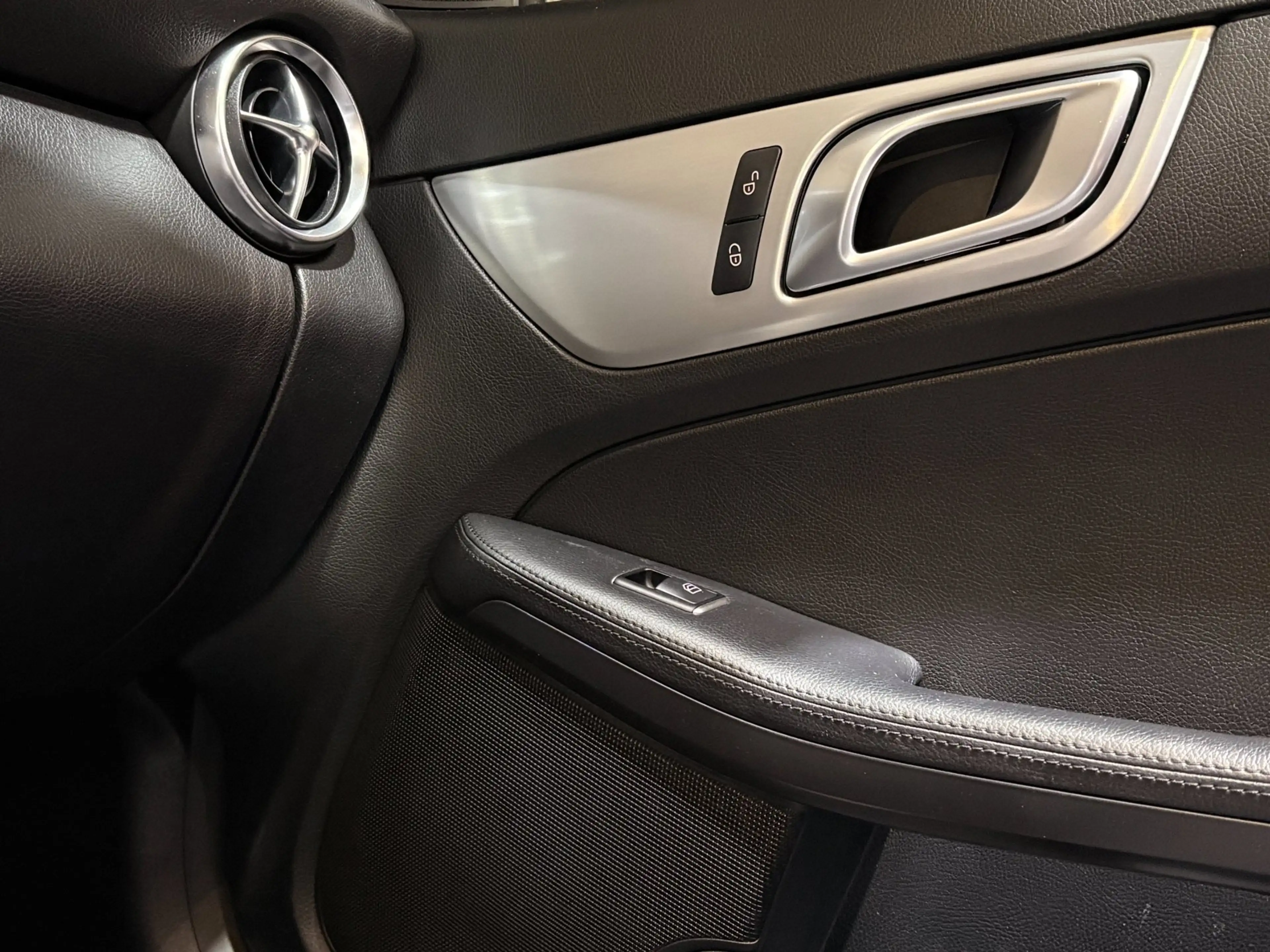Mercedes-Benz SLK 200 Cabrio Automaat stoelVW hardtop — photo 27