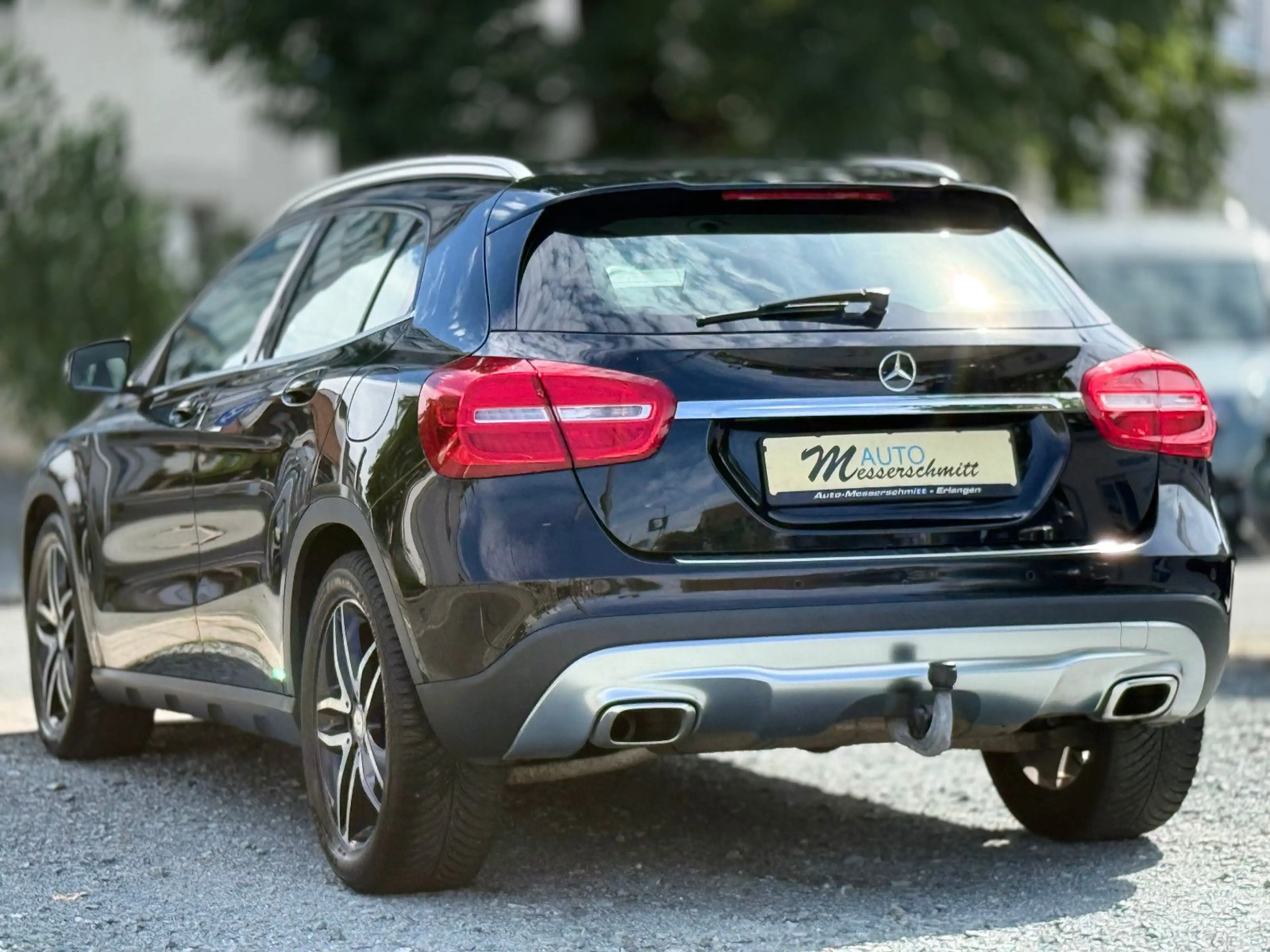 Mercedes-Benz GLA 200 AUTOMATIK AHK NAVI XENON SHZ KLIMA — photo 5