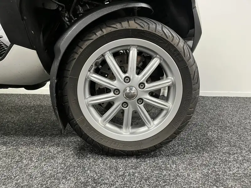 Piaggio MP3 500 - foto 5