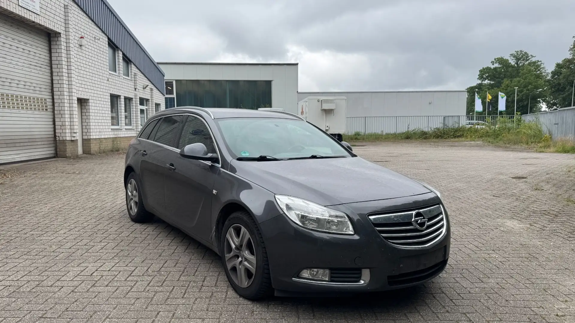 Opel Insignia 2.0 Sports Tourer|AUTOMATIK|KLIMA|TÜVAU Gris - 2