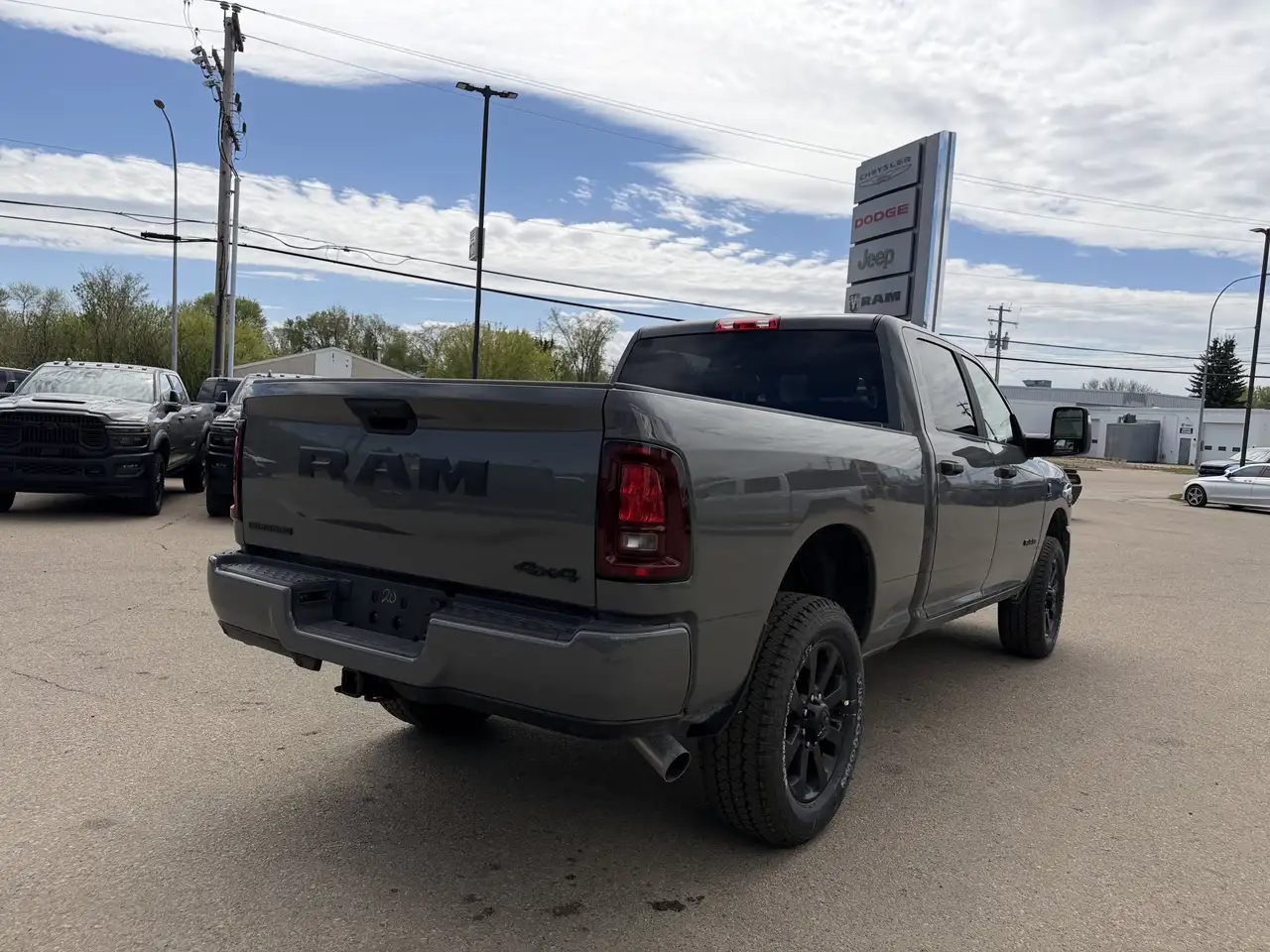 RAM 2500 снимка RAM 2500