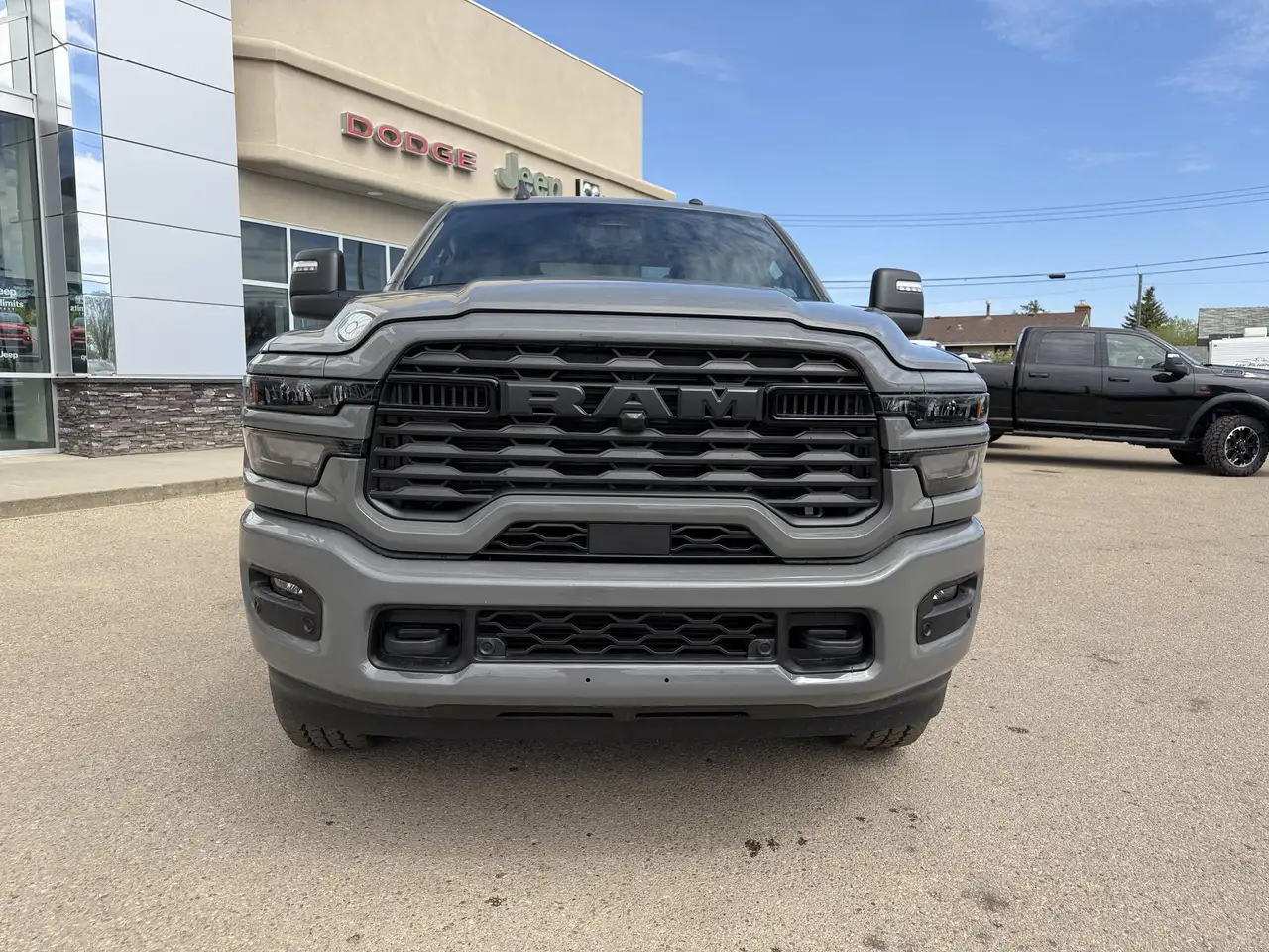 RAM 2500 снимка RAM 2500