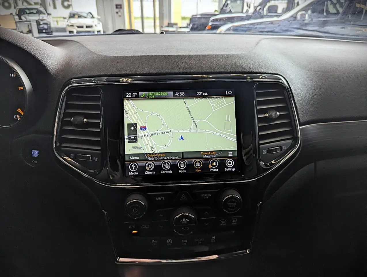 Jeep Grand Cherokee снимка Jeep Grand Cherokee