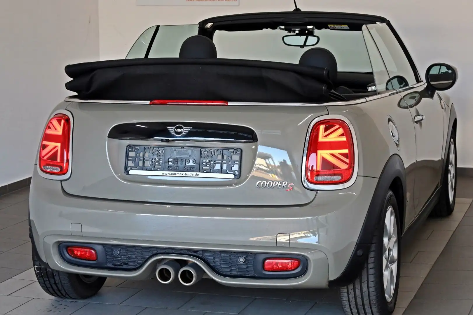 MINI Cooper S Cabrio Leder,Navi,LED,Harman/K,Kamera Grau - 2