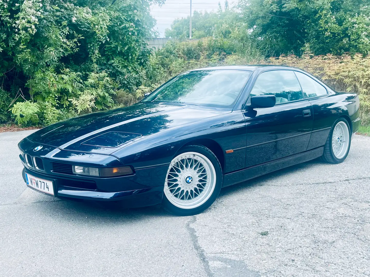 BMW 840 4,4L Facelift Blau - 2