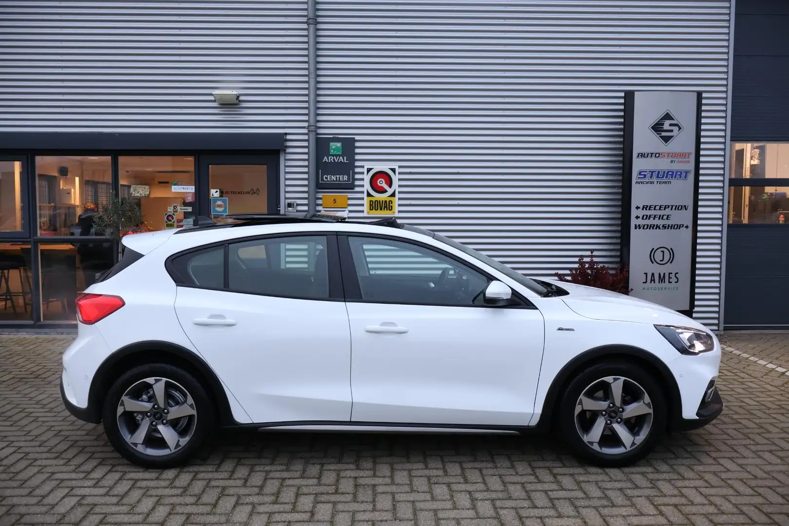 Ford Focus 1.0 Hybrid Active Business 1e Eigenaar | NL-Auto | Blanc - 2