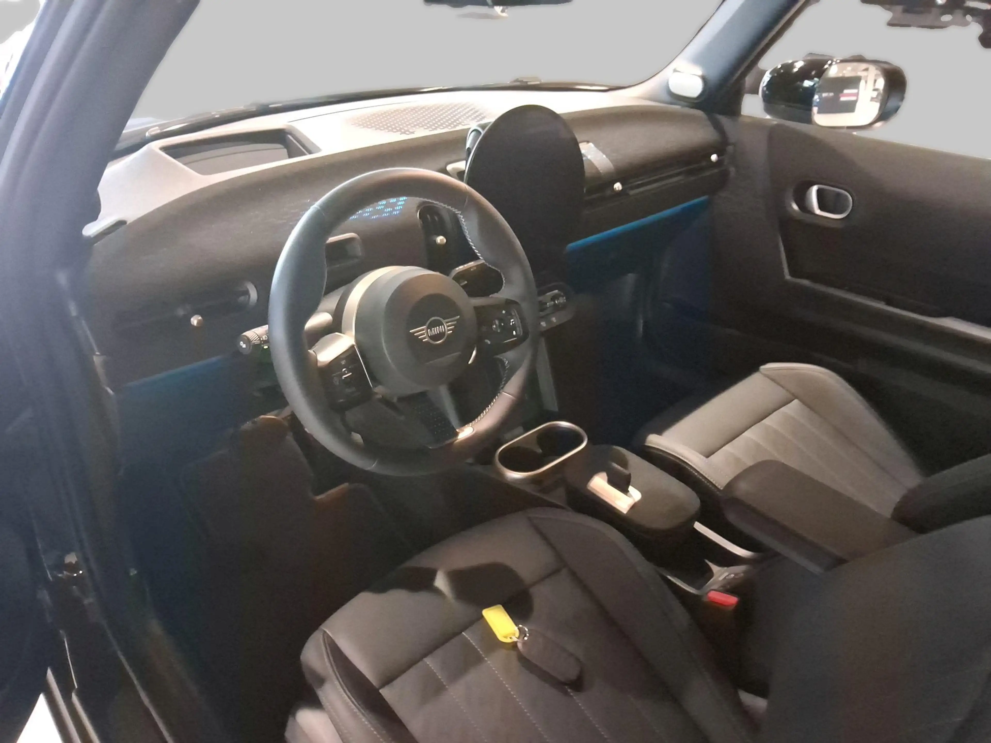 MINI Cooper S Cabrio Favoured Trim — photo 11