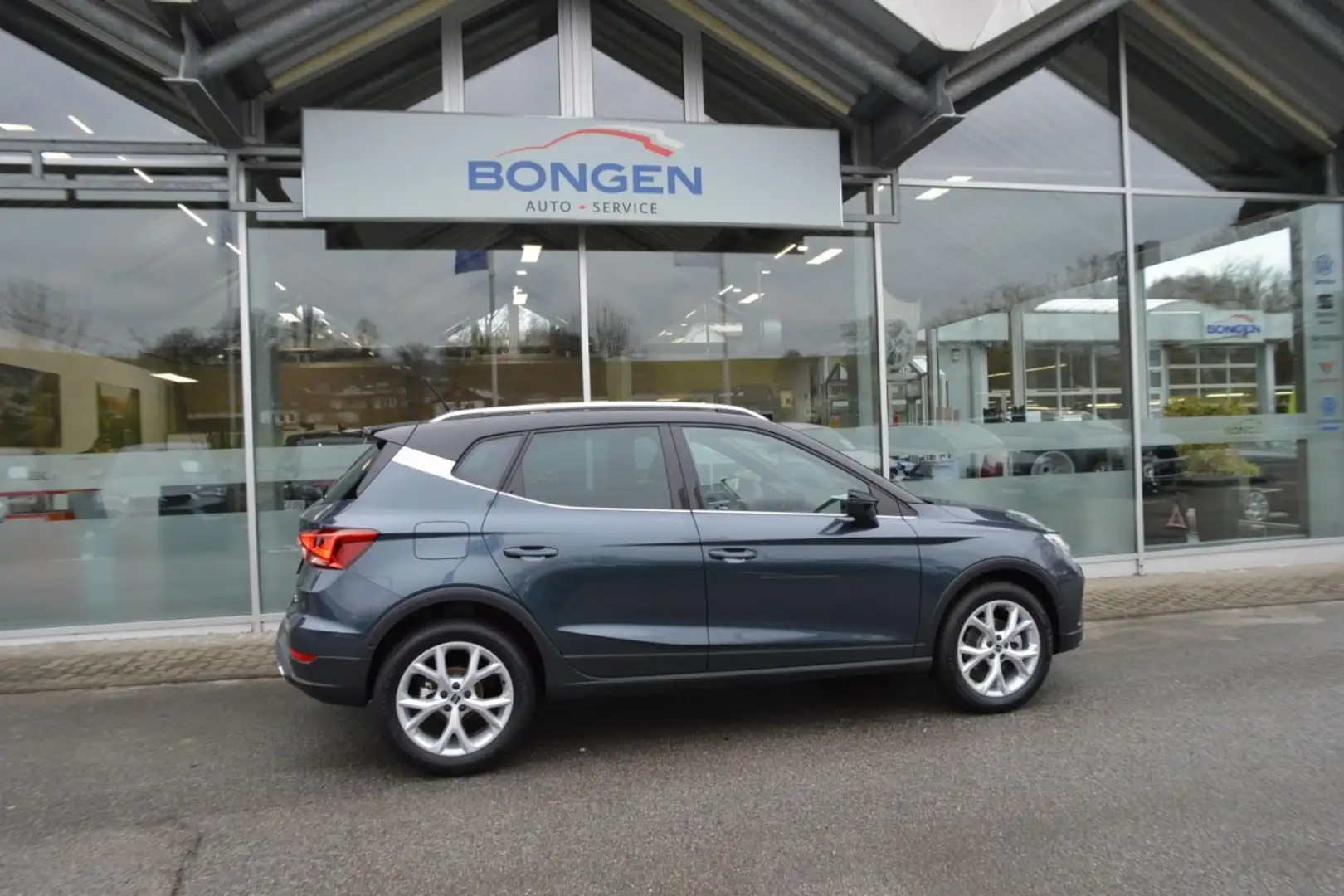SEAT Arona 1.0 FR DSG Apple Car Play Rückfahrkamera Klima Grau - 2