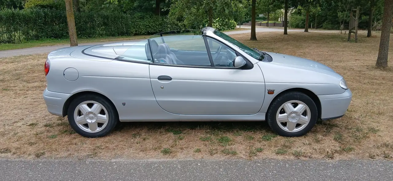 Renault Megane 1.6-16V Sport, foto 3