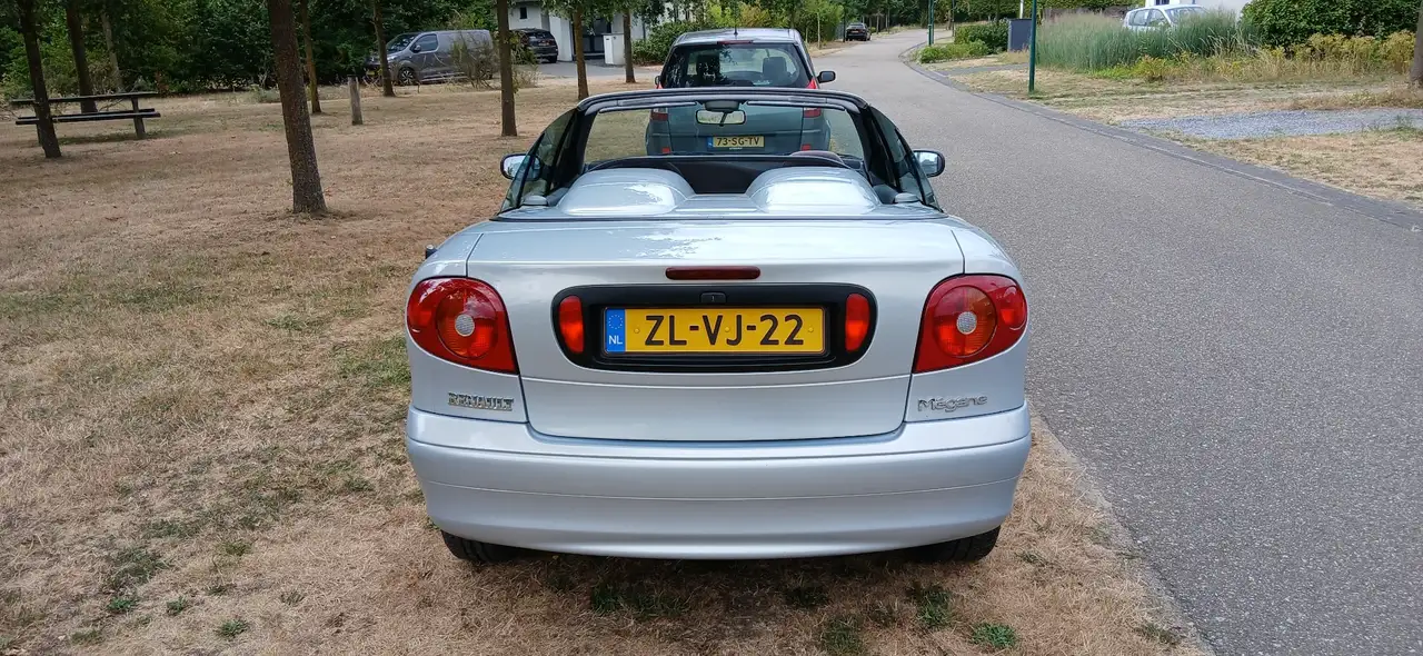 Renault Megane 1.6-16V Sport, foto 4