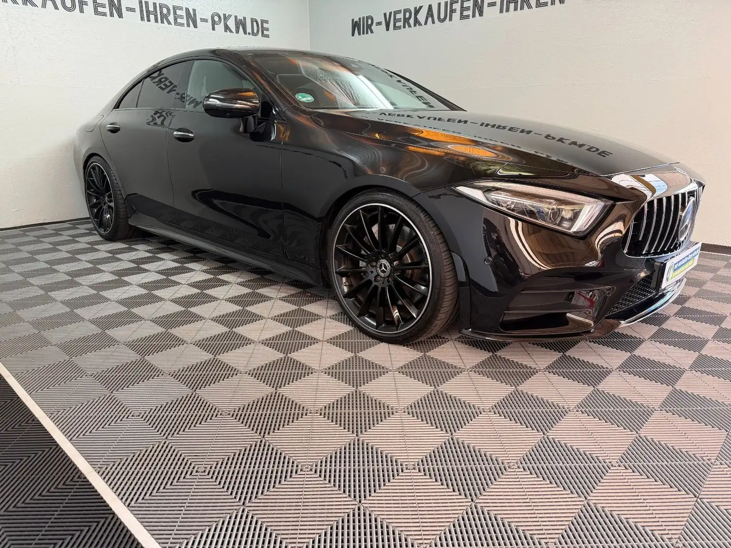 Mercedes-Benz CLS 400 d 4Matic AMG & Night JS 04-26 ACC BURME Schwarz - 1