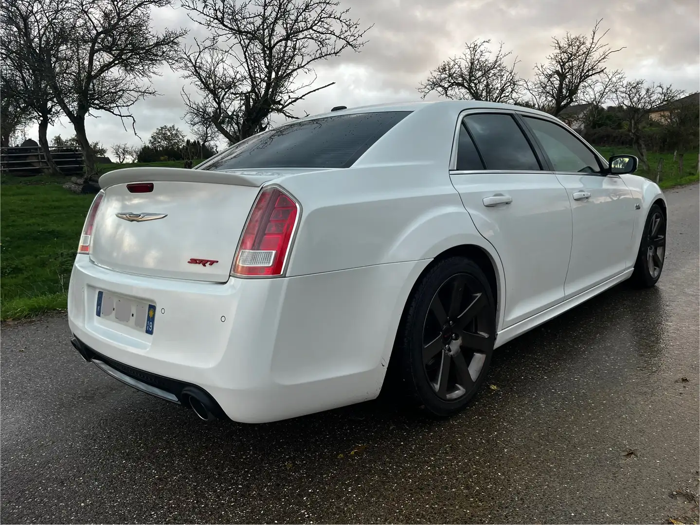 Chrysler 300 SRT 6.4 V8 477ch - 2