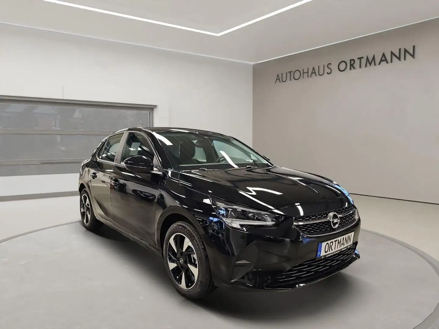 Opel Corsa Elektro 'Edition' 100 kW / 136 PS Automatik Schwarz - 1