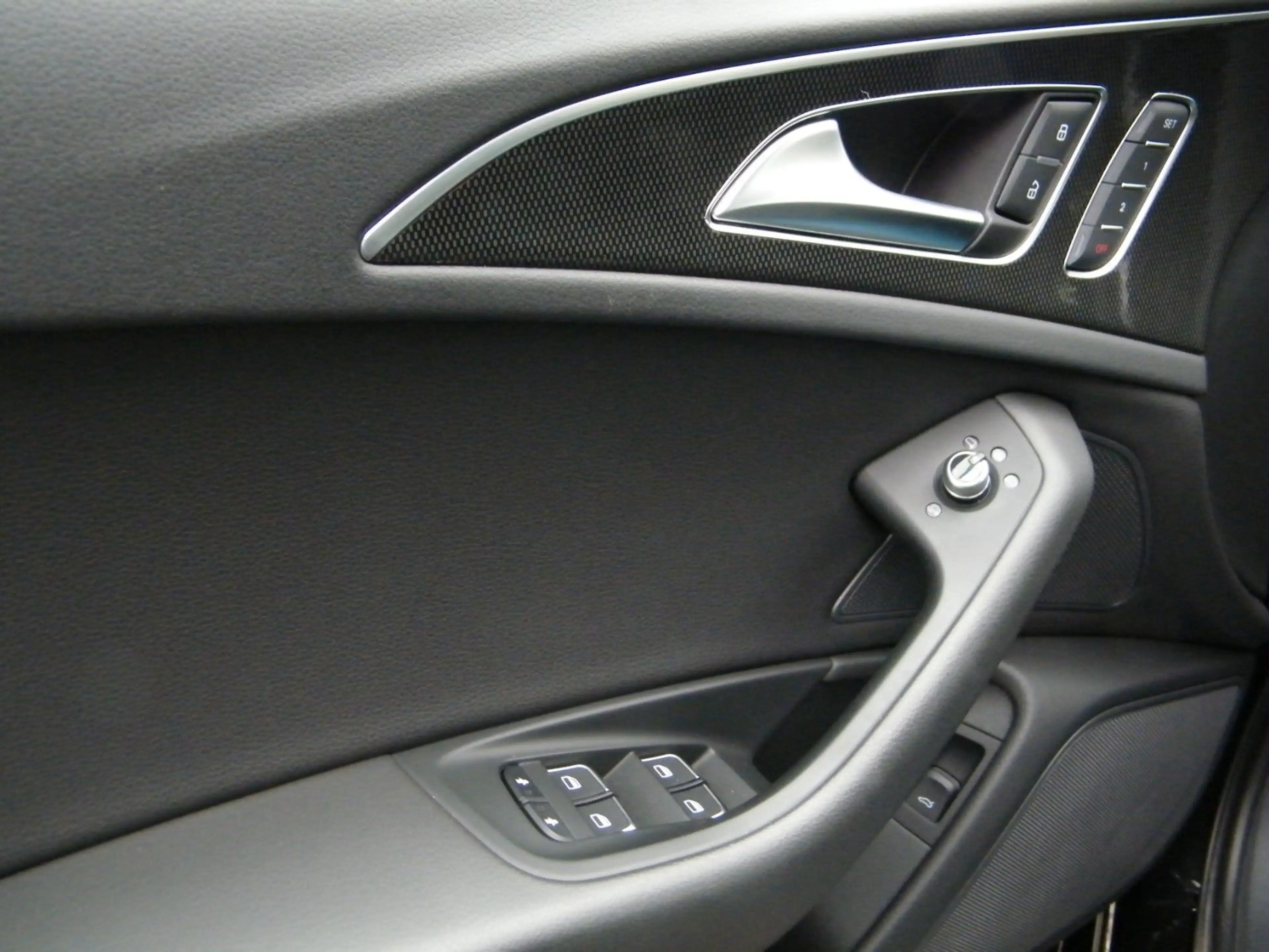 Audi A6 allroad Quattro 3.0 TDI XENON*STANDHZG*AHK — photo 12