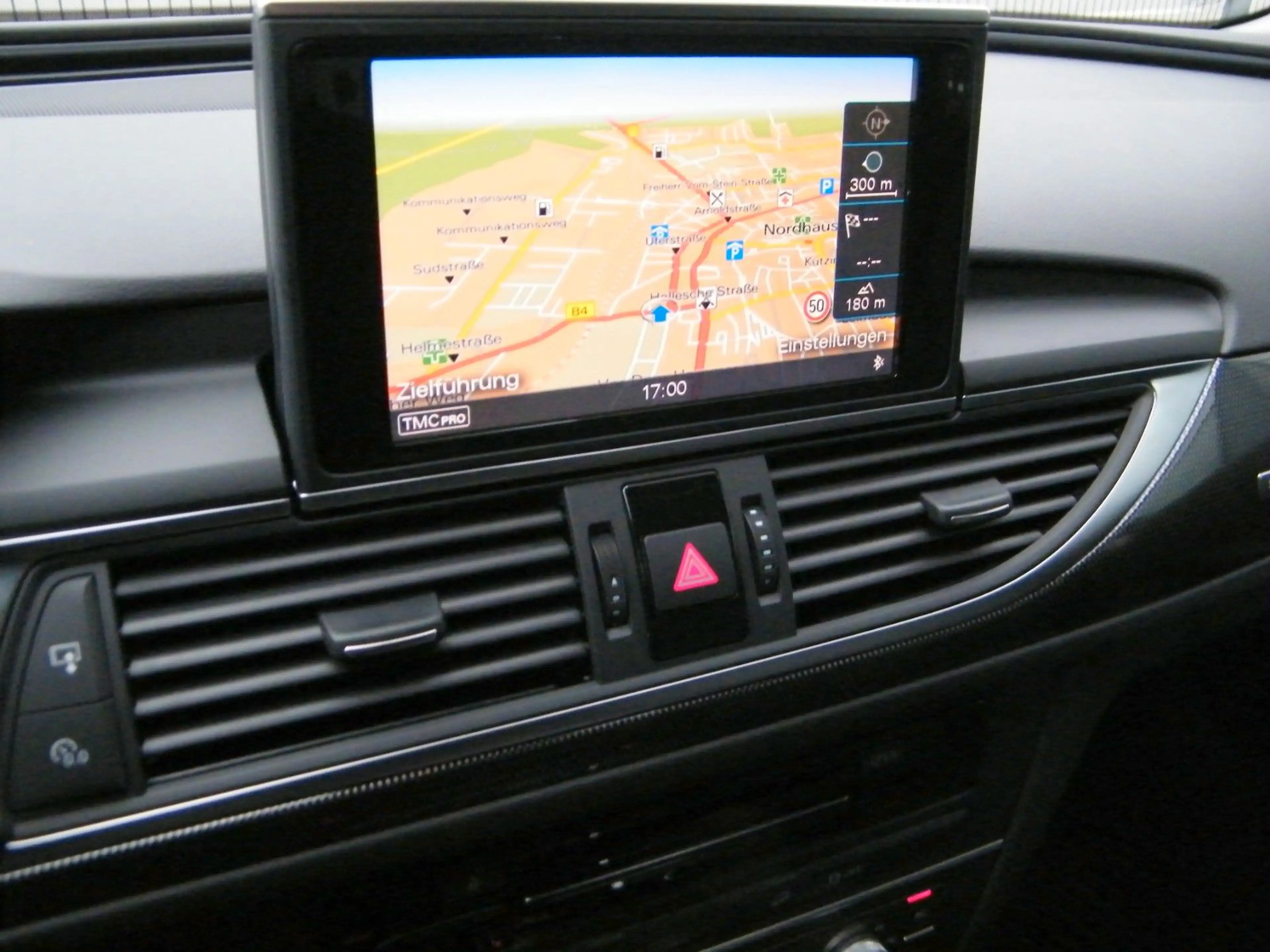 Audi A6 allroad Quattro 3.0 TDI XENON*STANDHZG*AHK — photo 8