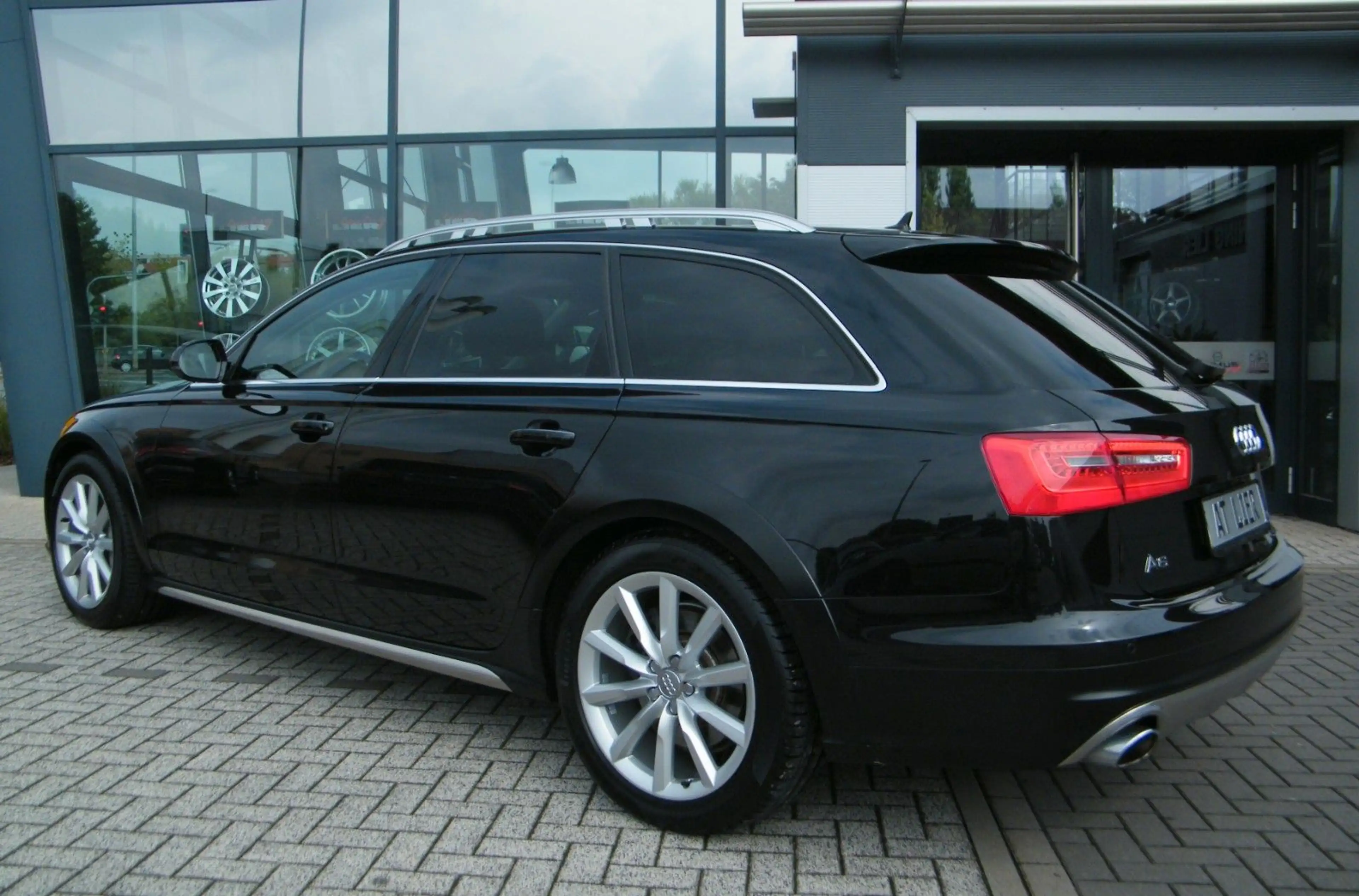 Audi A6 allroad Quattro 3.0 TDI XENON*STANDHZG*AHK — photo 3