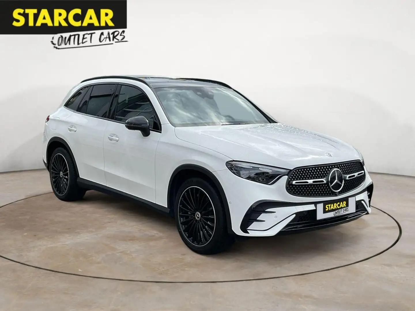 Mercedes-Benz GLC 220 d 4MATIC AMG-LINE+PANO+ACC+LED+AHK+KEYLESS+360°+20 Weiß - 1