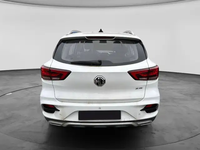 MG ZS view 5