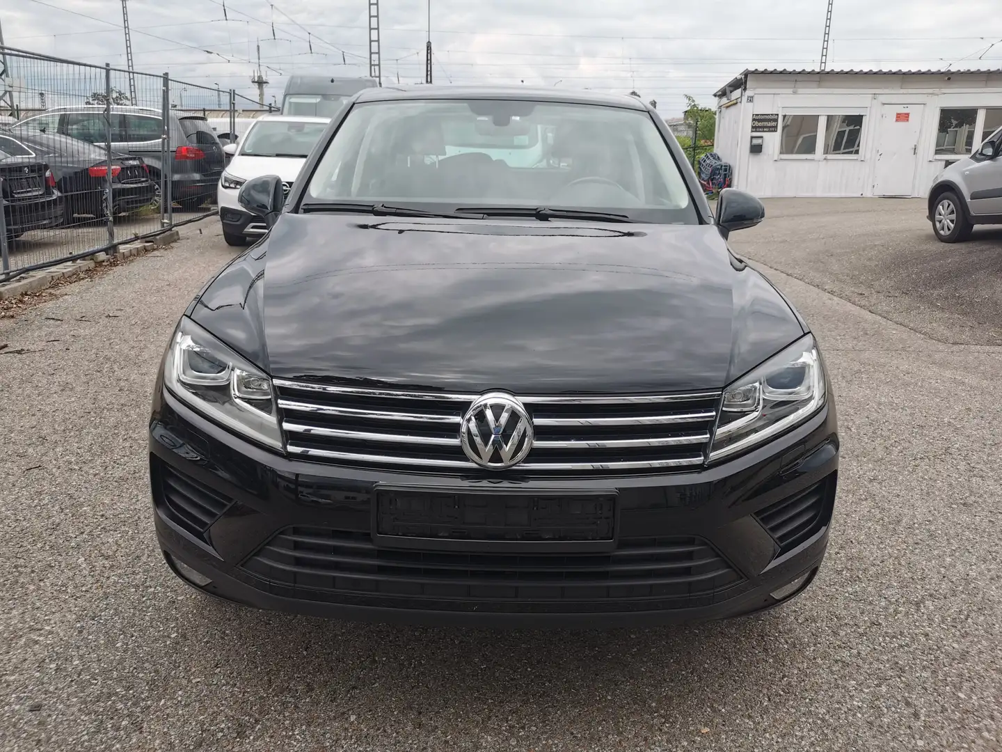 Volkswagen Touareg 3.0 V6 TDI Automatik Executive Edition Negro - 2