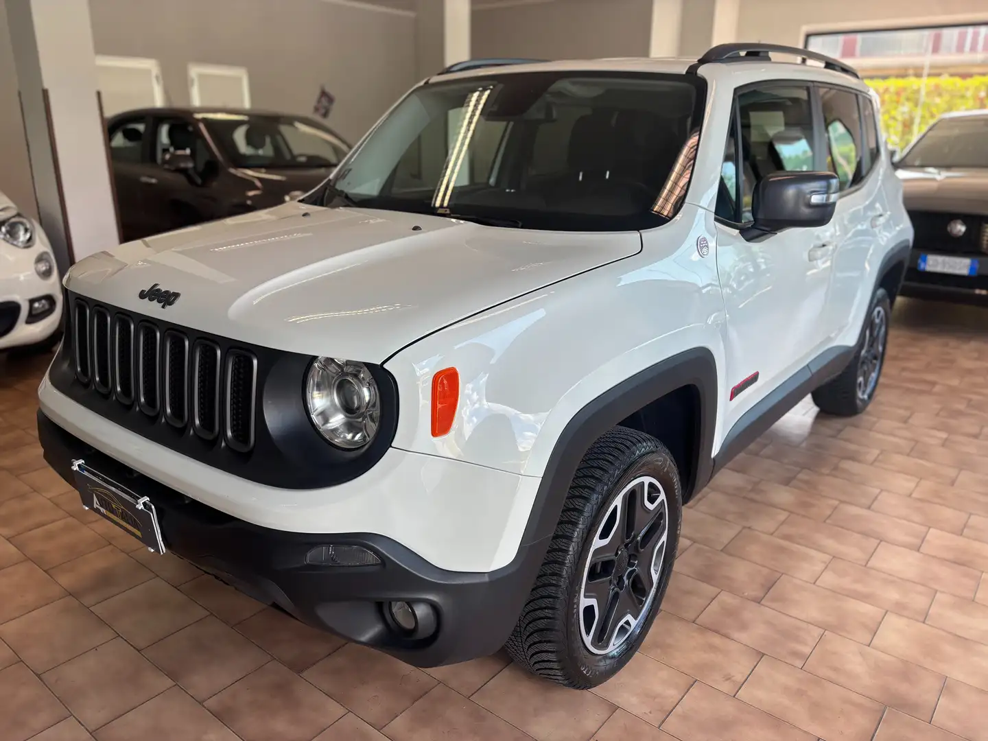 Jeep Renegade 2.0 mjt Trailhawk 4wd 170cv auto*Cinghia Fatta* Alb - 1