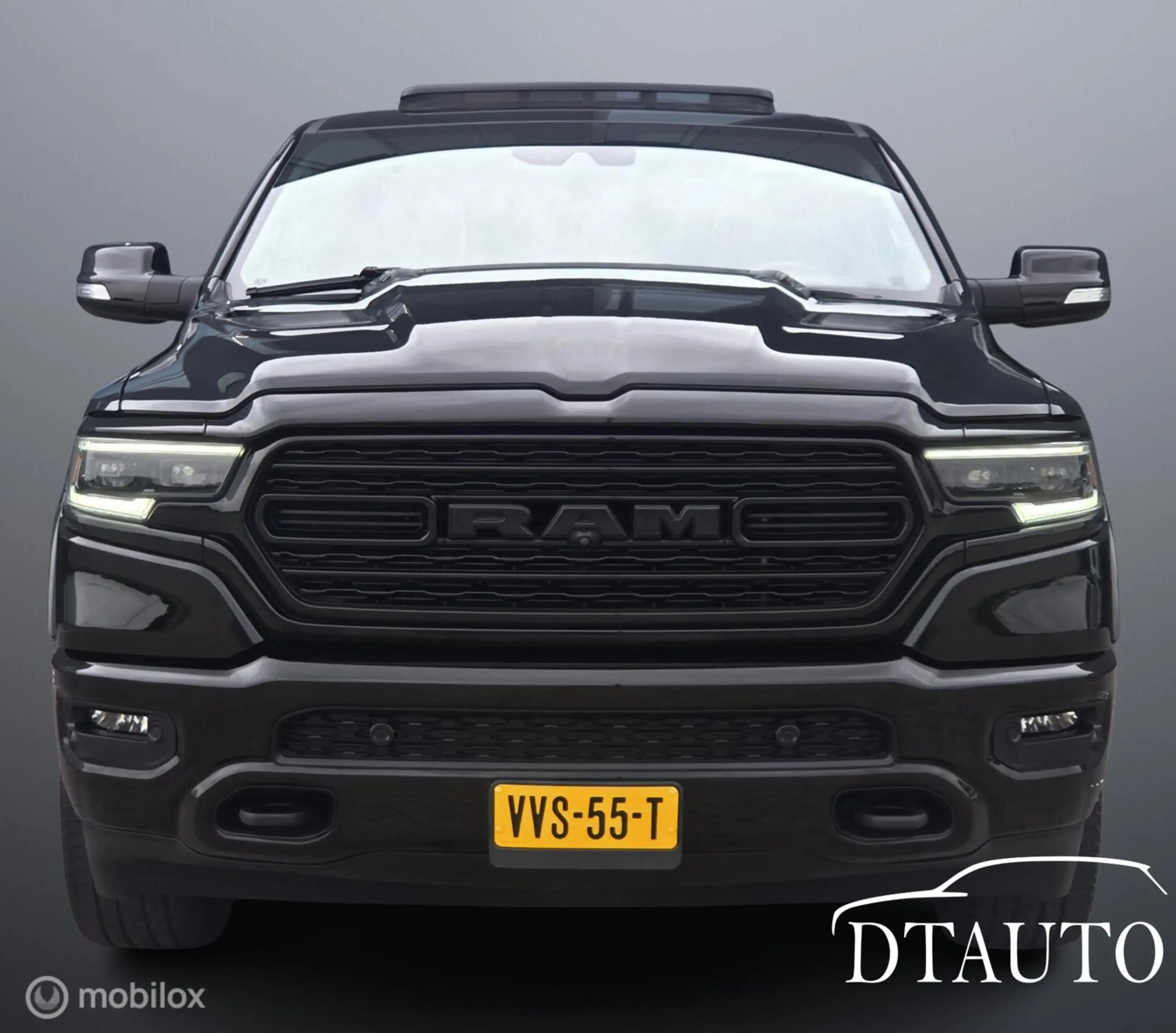 Dodge RAM 1500 4X4 5.7 V8 Limited Black Edition Luchtvering — photo 7