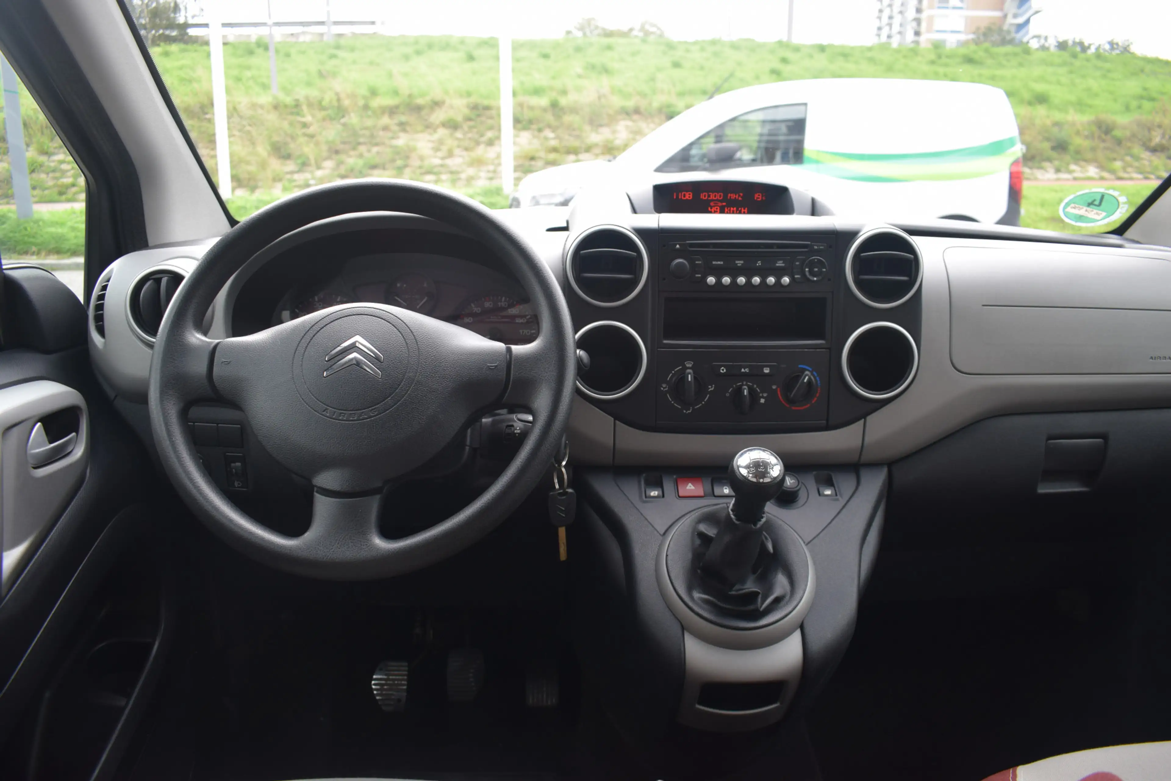 Citroen Berlingo 1.6 VTi Multispace Airco — photo 15
