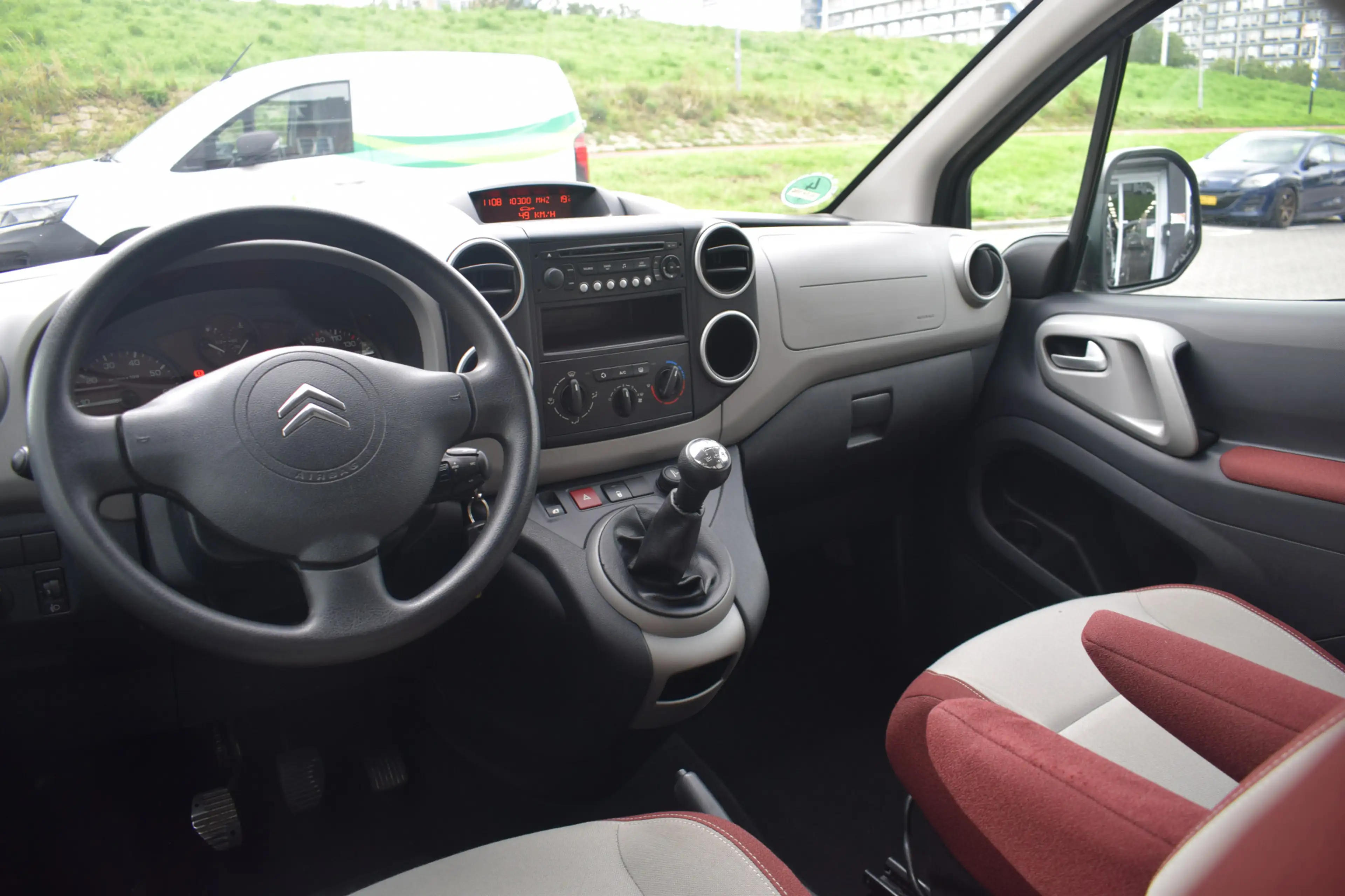 Citroen Berlingo 1.6 VTi Multispace Airco — photo 14